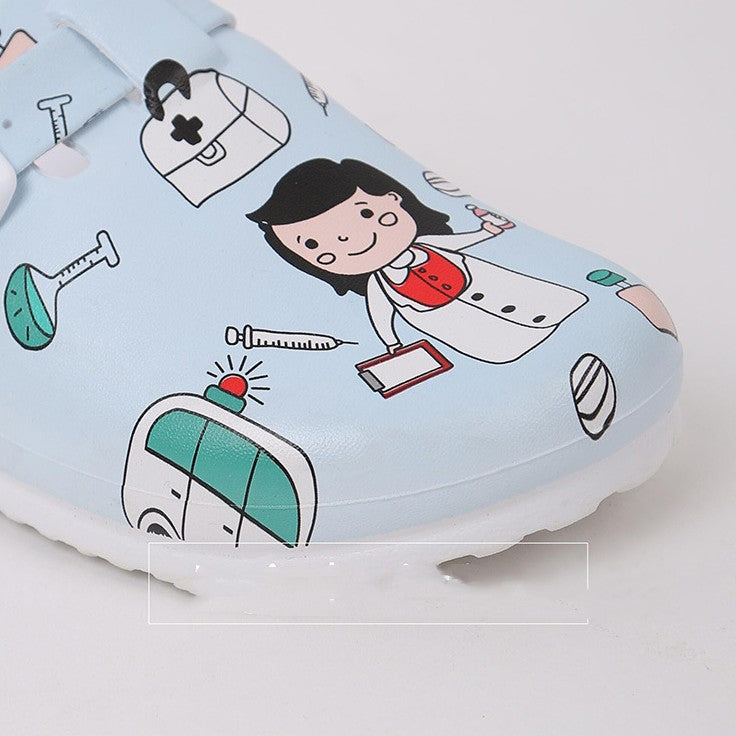 Zapatos creativos de enfermera con dibujos animados para mujer