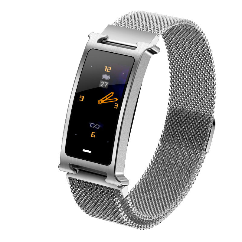 F8 aktivitetsarmbandsklocka med hjärtfrekvensmätning, vattenskydd och stegräkning.