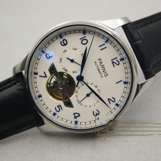 En exklusiv Parnis-herrklocka med automatisk uppvridning och pålitligt Seagull ST2502-urverk