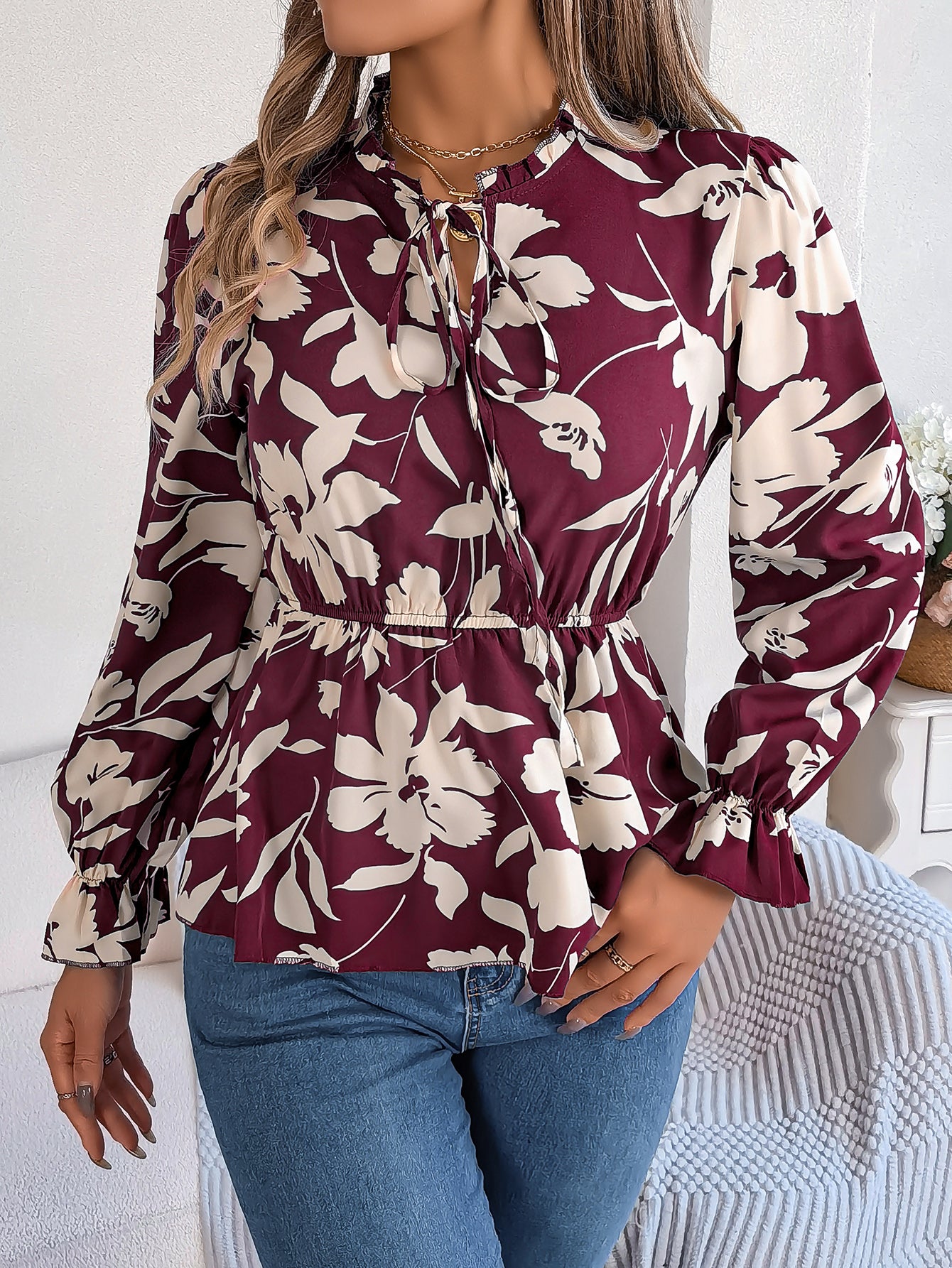 Top de gasa floral de manga larga con lazo en la cintura para mujer