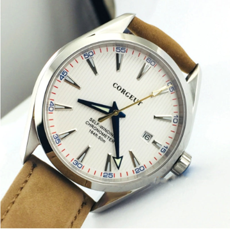 En elegant automatisk mekanisk herrklocka