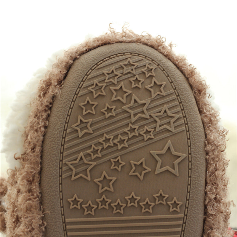 Vintertofflor för kvinnor med renmotiv och mjuk hälkappa