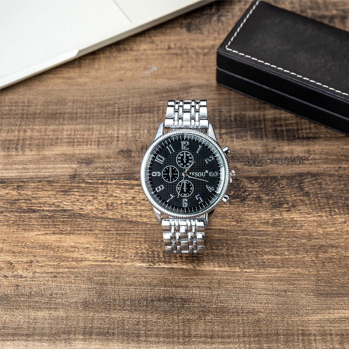 Stålbandsklocka – Sportig Quartzklocka