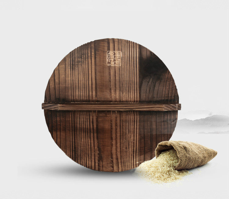 Traditioneller, handgefertigter Wok aus Eisen mit Holzgriff, hergestellt aus hochreinem Eisen ohne chemische Beschichtung.