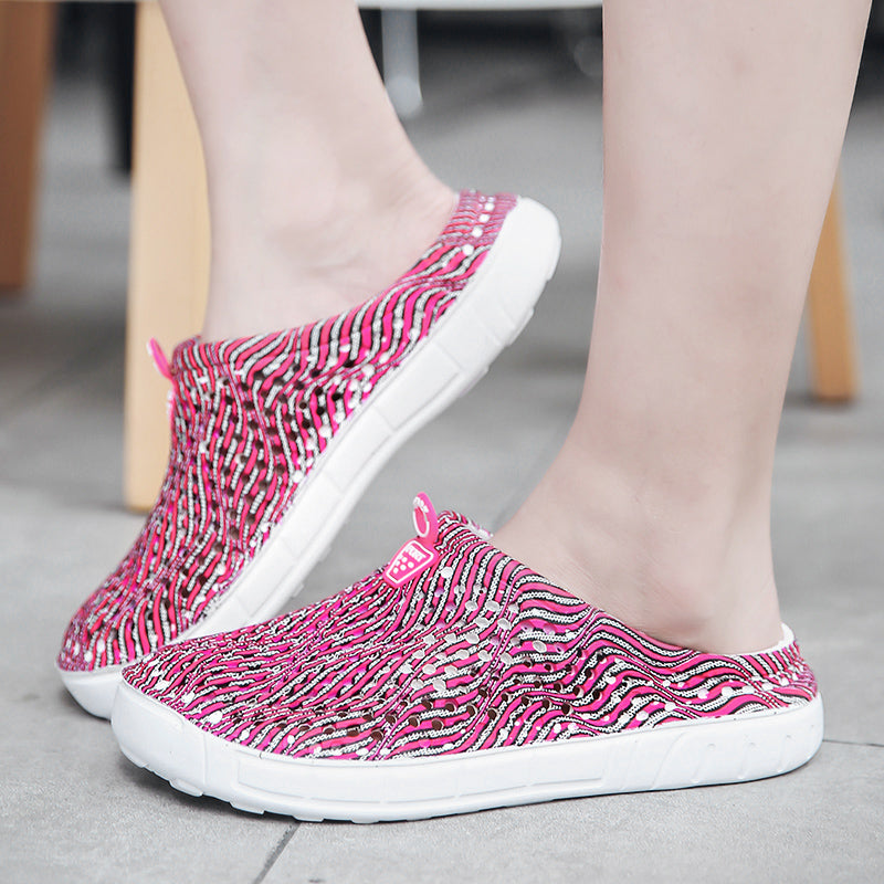 Zapatillas de mujer con aberturas