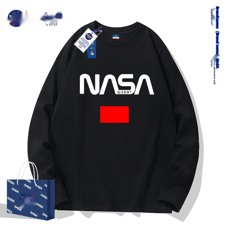 Neues trendiges Baumwoll-Shirt mit Rundhalsausschnitt für Damen und Herren im Herbst – ideal zum Unterziehen.