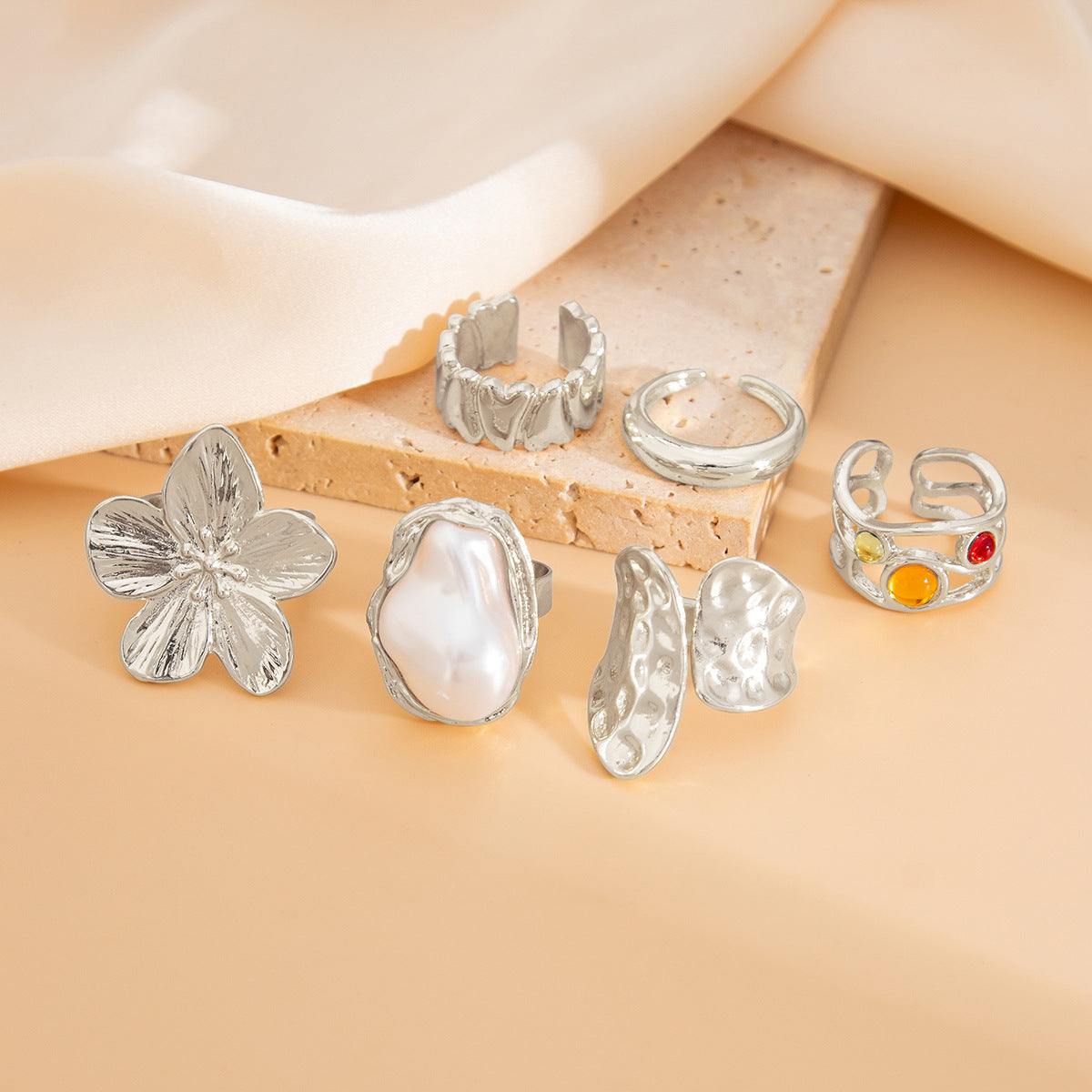 New Women's Liquid Lava Flower Open Ring