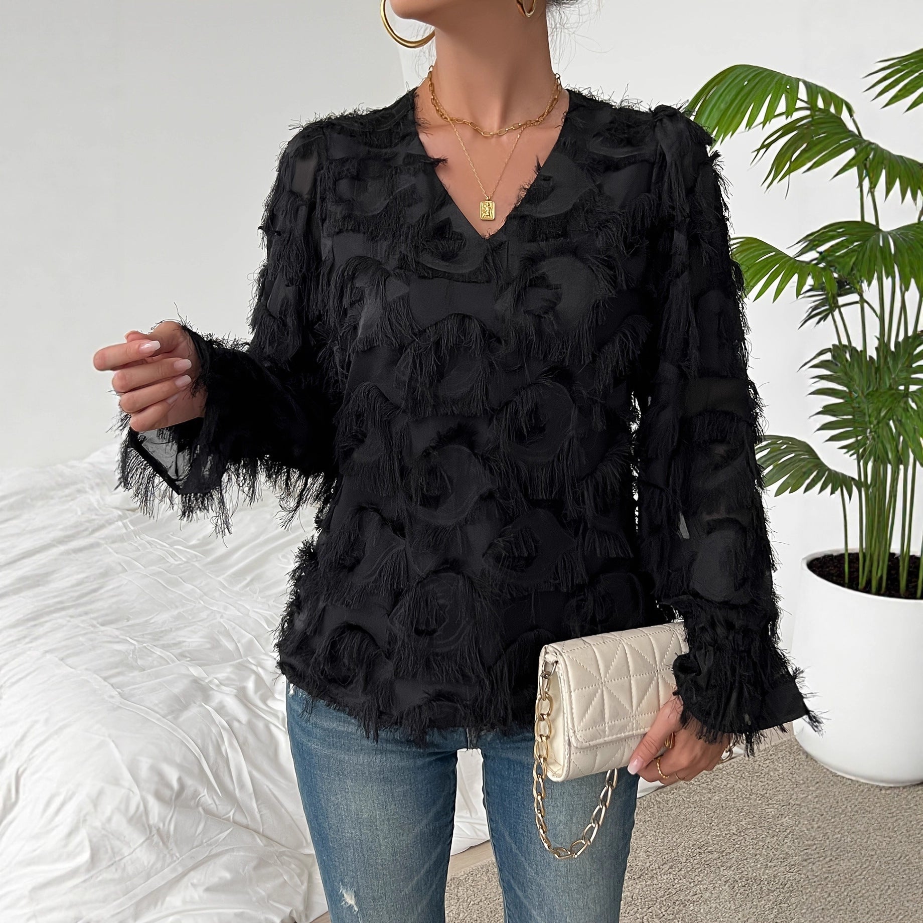 Niche Design Feather Fringe Loose Top Long Sleeve