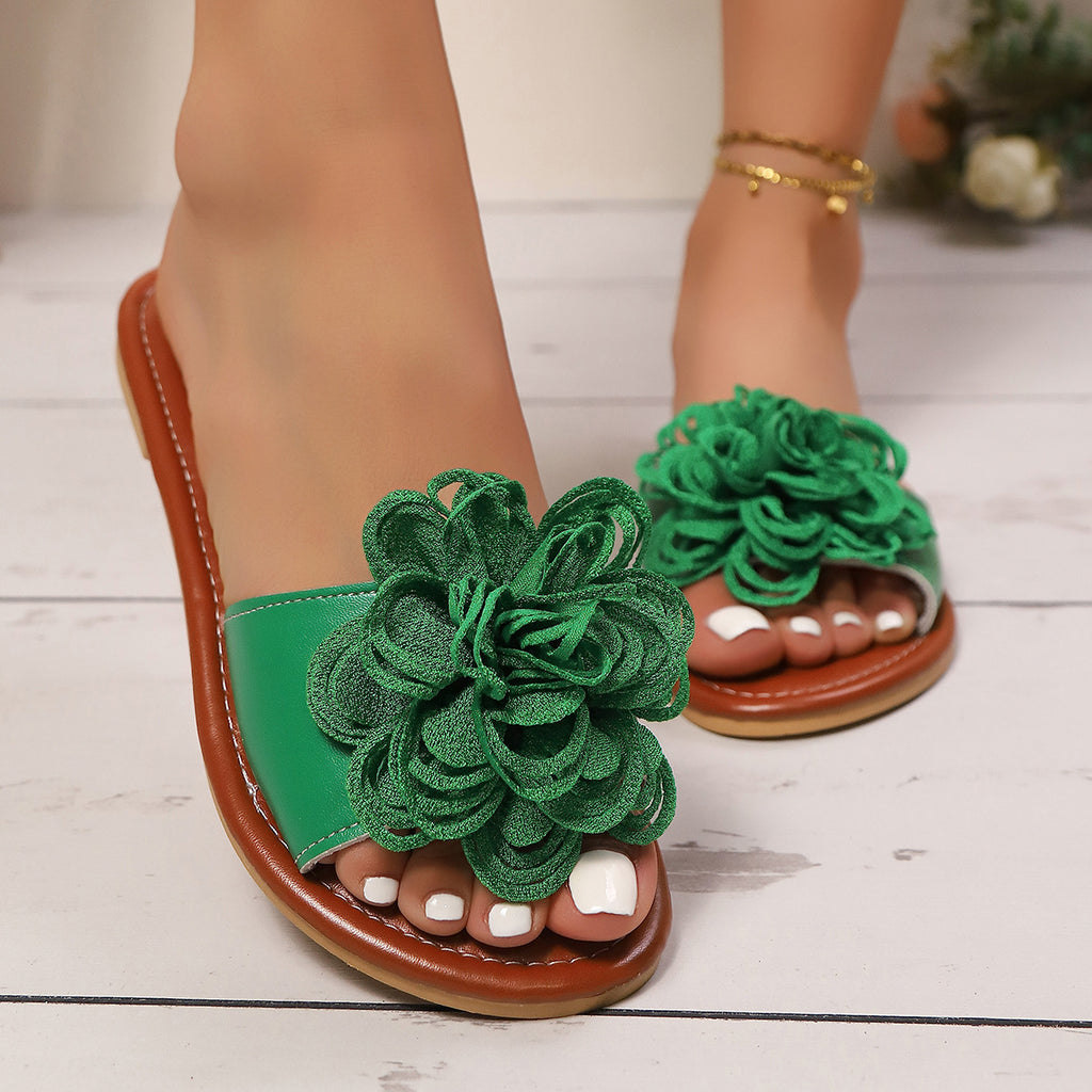 Chanclas planas florales, modernas y versátiles