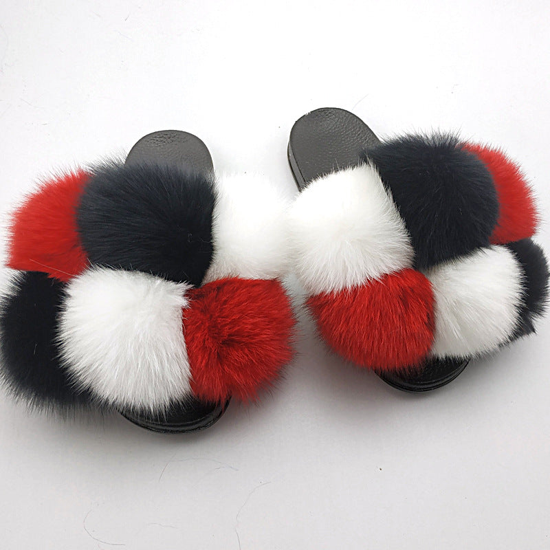 Slipper mit Fuchspelz-Bommel für draußen