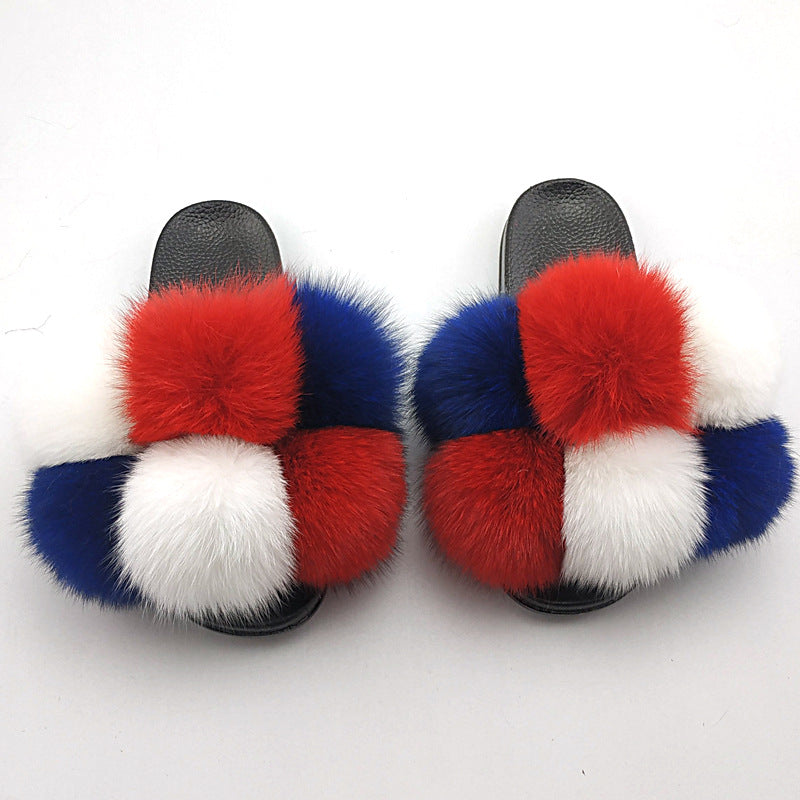 Slipper mit Fuchspelz-Bommel für draußen