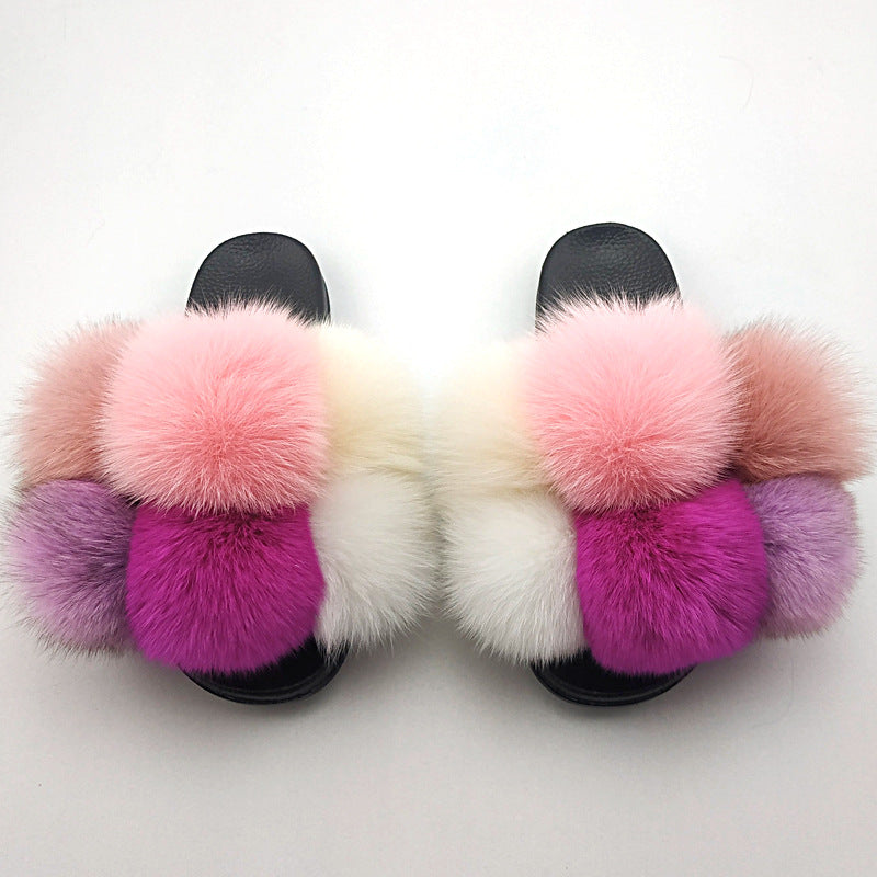 Slipper mit Fuchspelz-Bommel für draußen