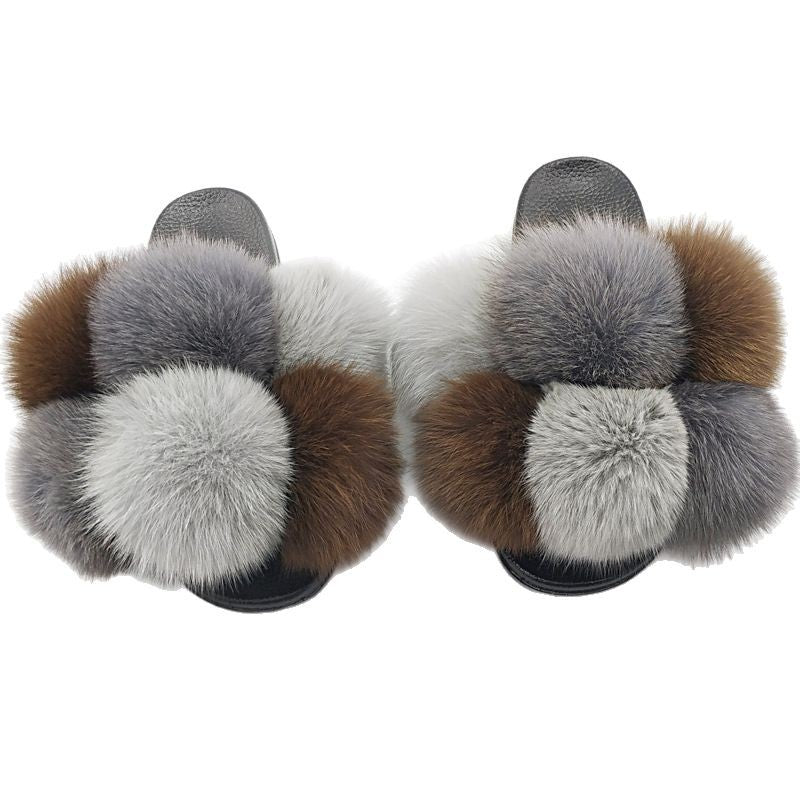 Slipper mit Fuchspelz-Bommel für draußen
