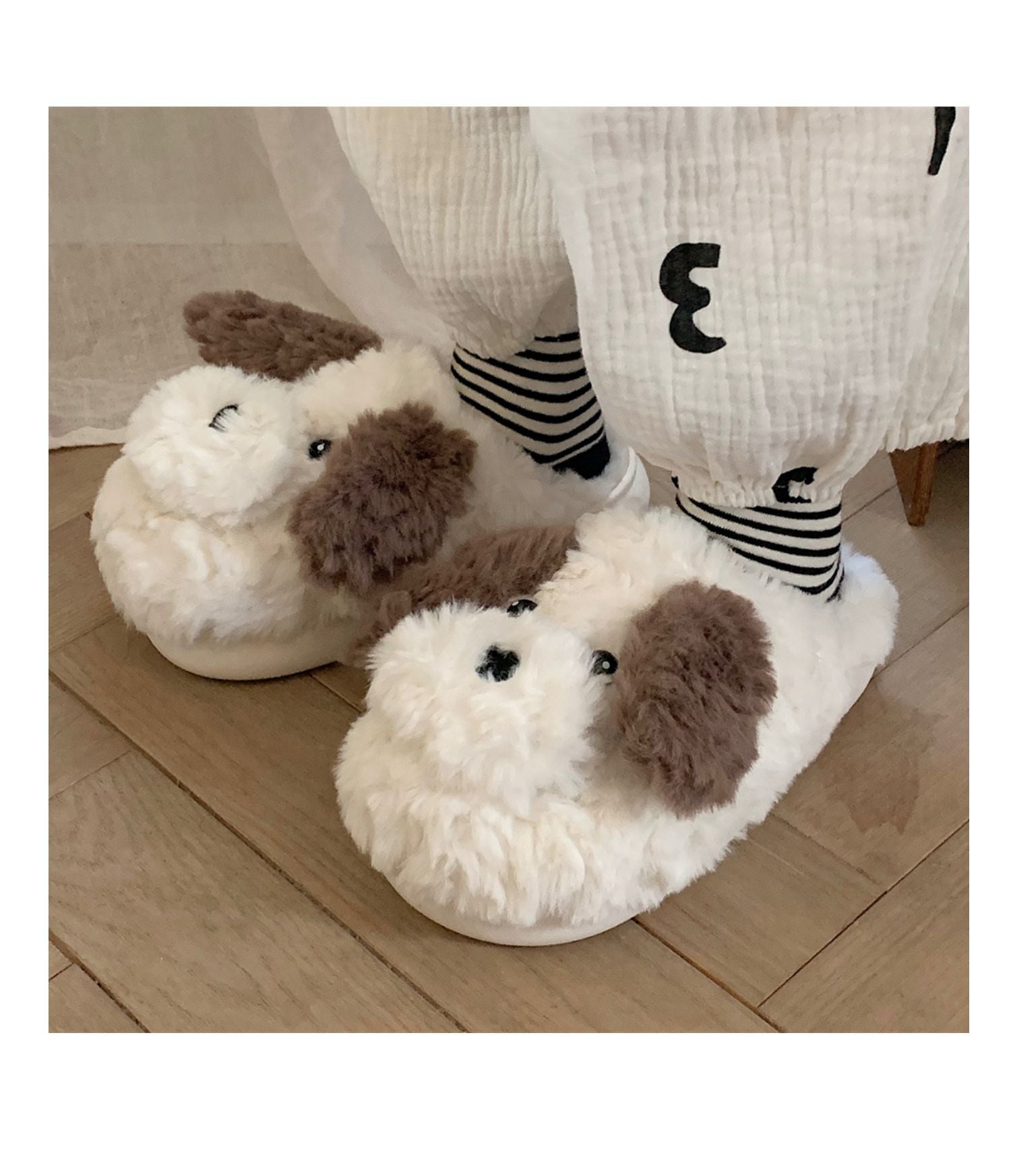 Zapatillas térmicas de algodón para mujer, de invierno, estilo femenino, con corazón y dibujo de dibujos animados para casa