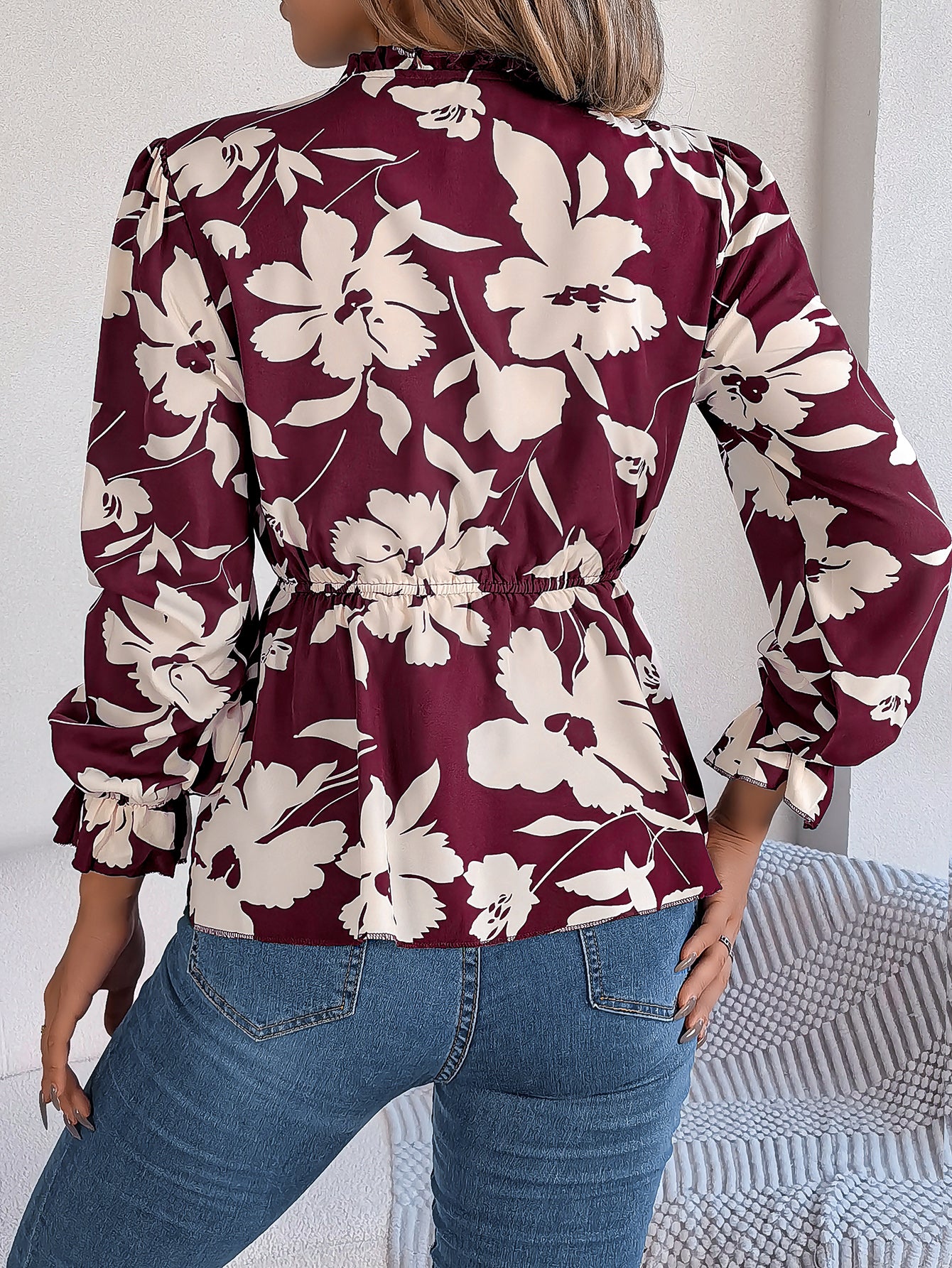 Top de gasa floral de manga larga con lazo en la cintura para mujer