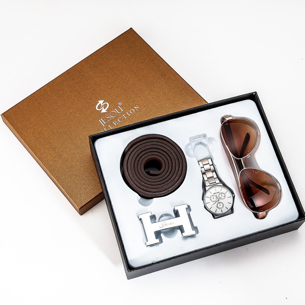 Gåvoset med herrklocka i modern stil,