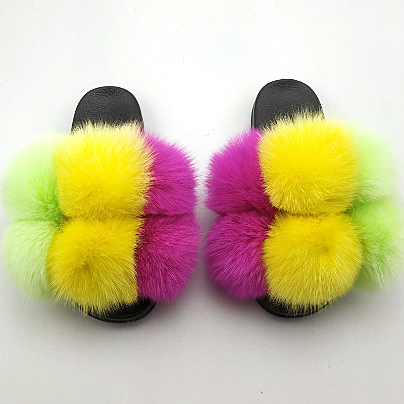 Slipper mit Fuchspelz-Bommel für draußen