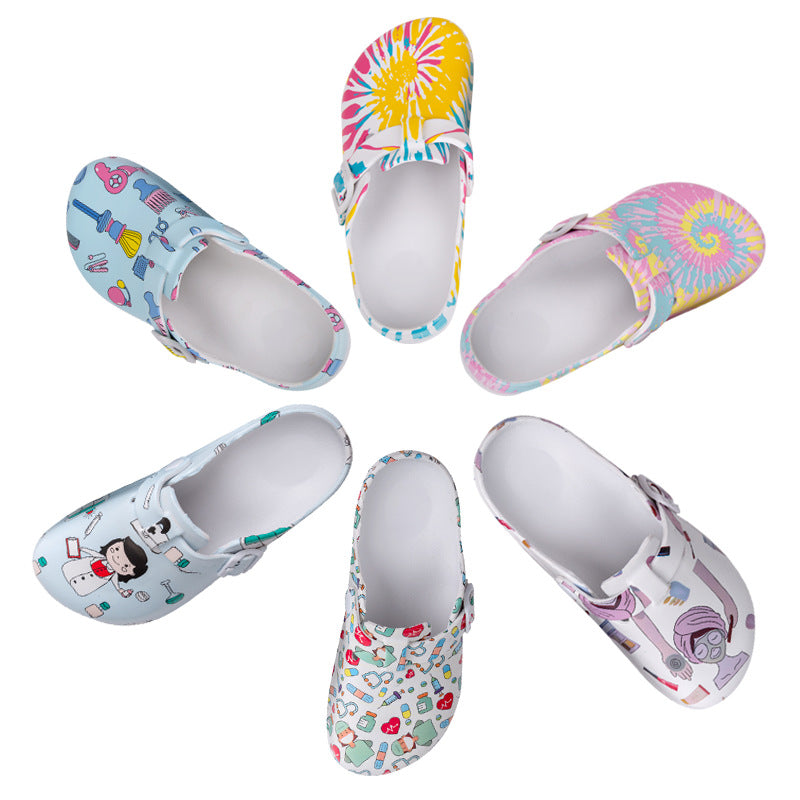 Zapatos creativos de enfermera con dibujos animados para mujer