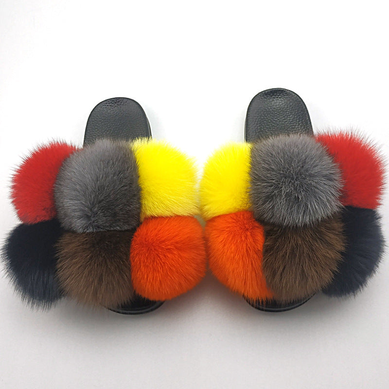 Slipper mit Fuchspelz-Bommel für draußen