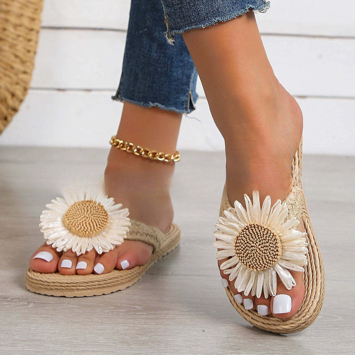Sandalias casuales planas de lino para mujer, nuevas de moda de verano, sencillas con flores