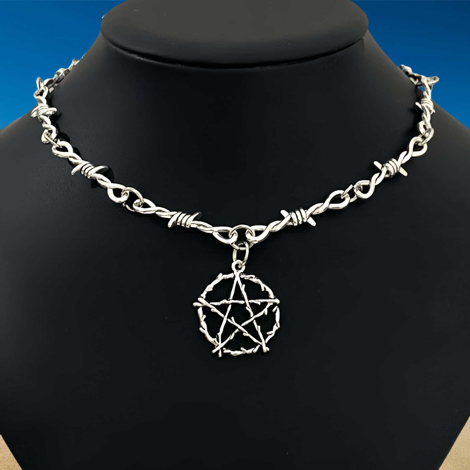 Thorny Barbed Necklace Unisex Accessory Punk Gothic Heart Unique Pendant